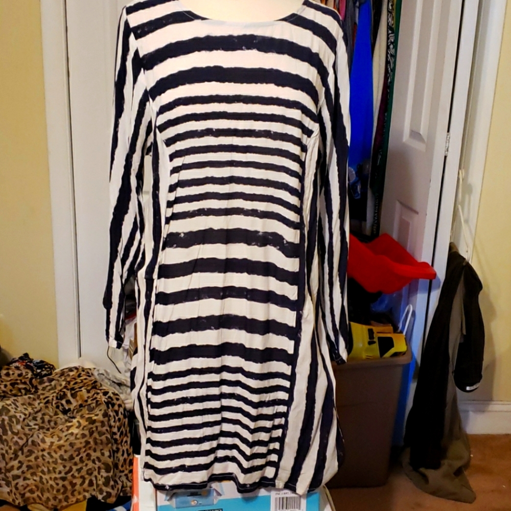 Artizara White & Navy Tunic